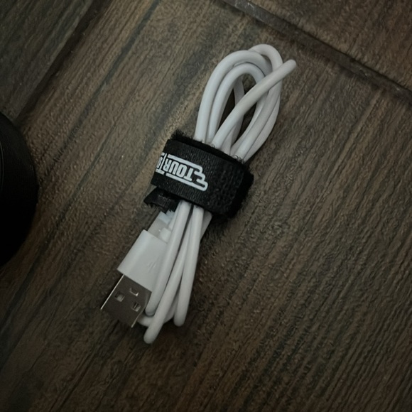 Campfire Black Diffuser With Flame-Like Effect - Picture 10 of 12